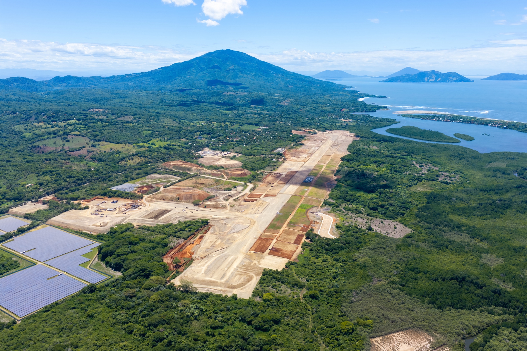 aeropuerto-del-pacifico-alcanza-92-de-avance-en-trabajos-de-terraceria